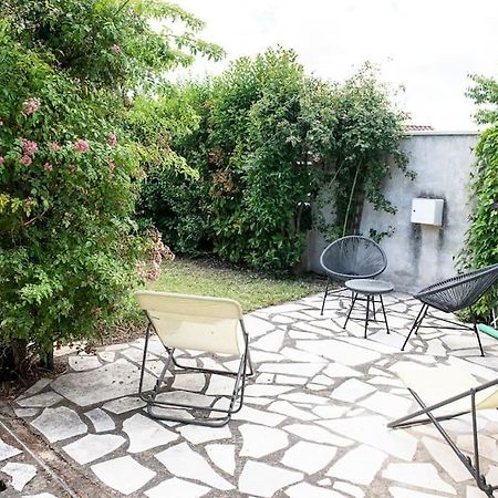Petit Paradis . Pujaut المظهر الخارجي الصورة