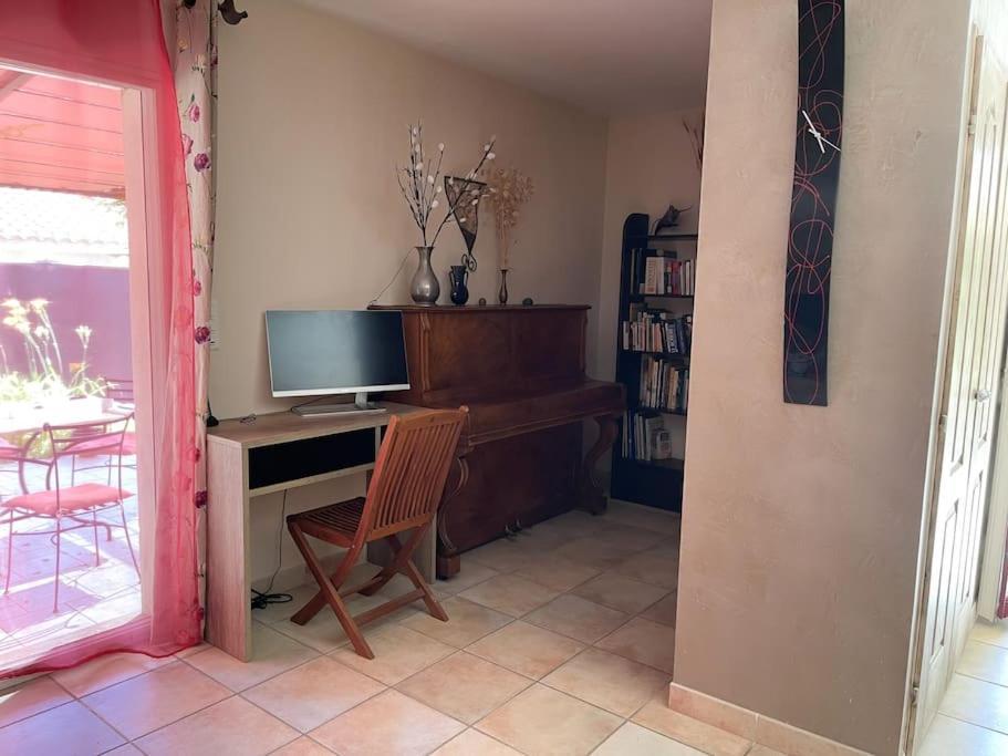 Petit Paradis . Pujaut المظهر الخارجي الصورة